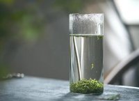 中國茶葉的三大類： 綠茶、紅茶、烏龍茶